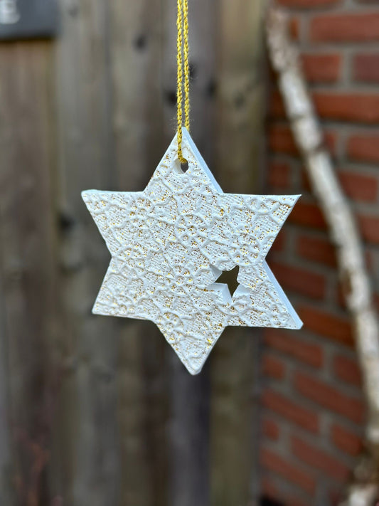 Sternaufhänger gemustert