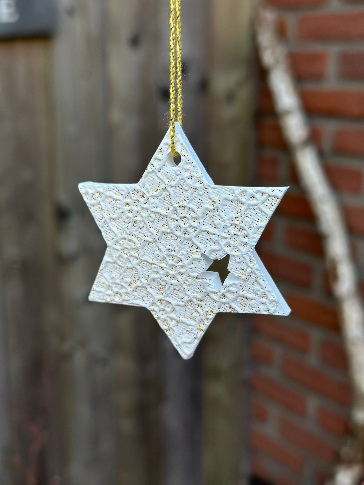 Sternaufhänger gemustert