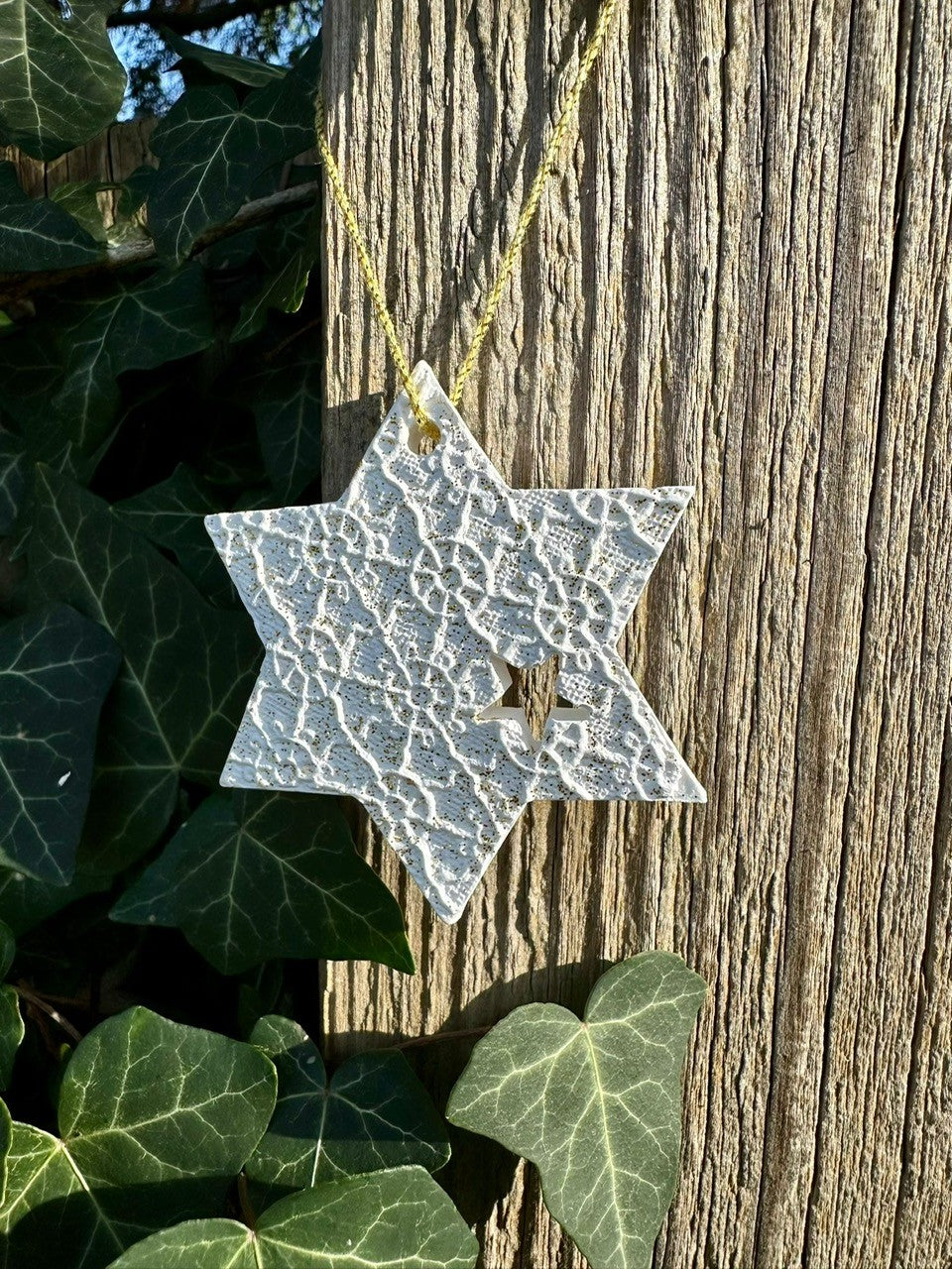 Sternaufhänger gemustert